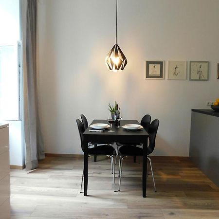 Max, Ruhige Sonnige Wohnung In Praternahe Viena Exterior foto